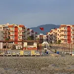 فندق Astor